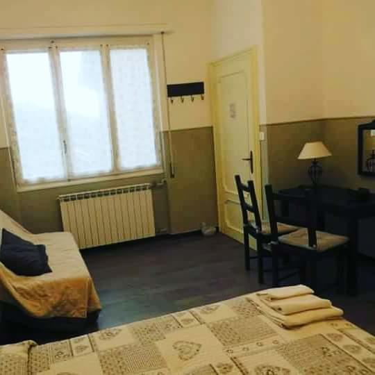 Ai Tre Limoni Bed & Breakfast Вараце Екстериор снимка