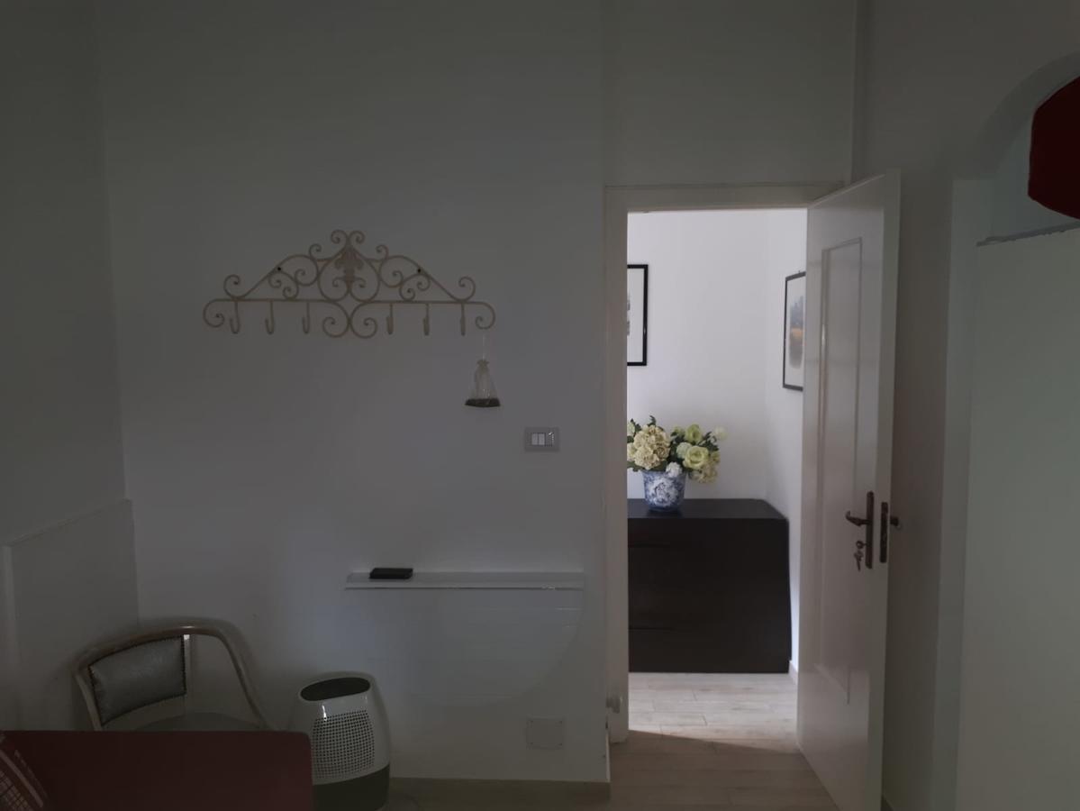Ai Tre Limoni Bed & Breakfast Вараце Екстериор снимка